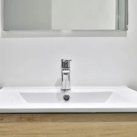 Rcb-0 3pers Rdc アパート