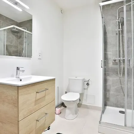 Rcb-0 3pers Rdc アパート